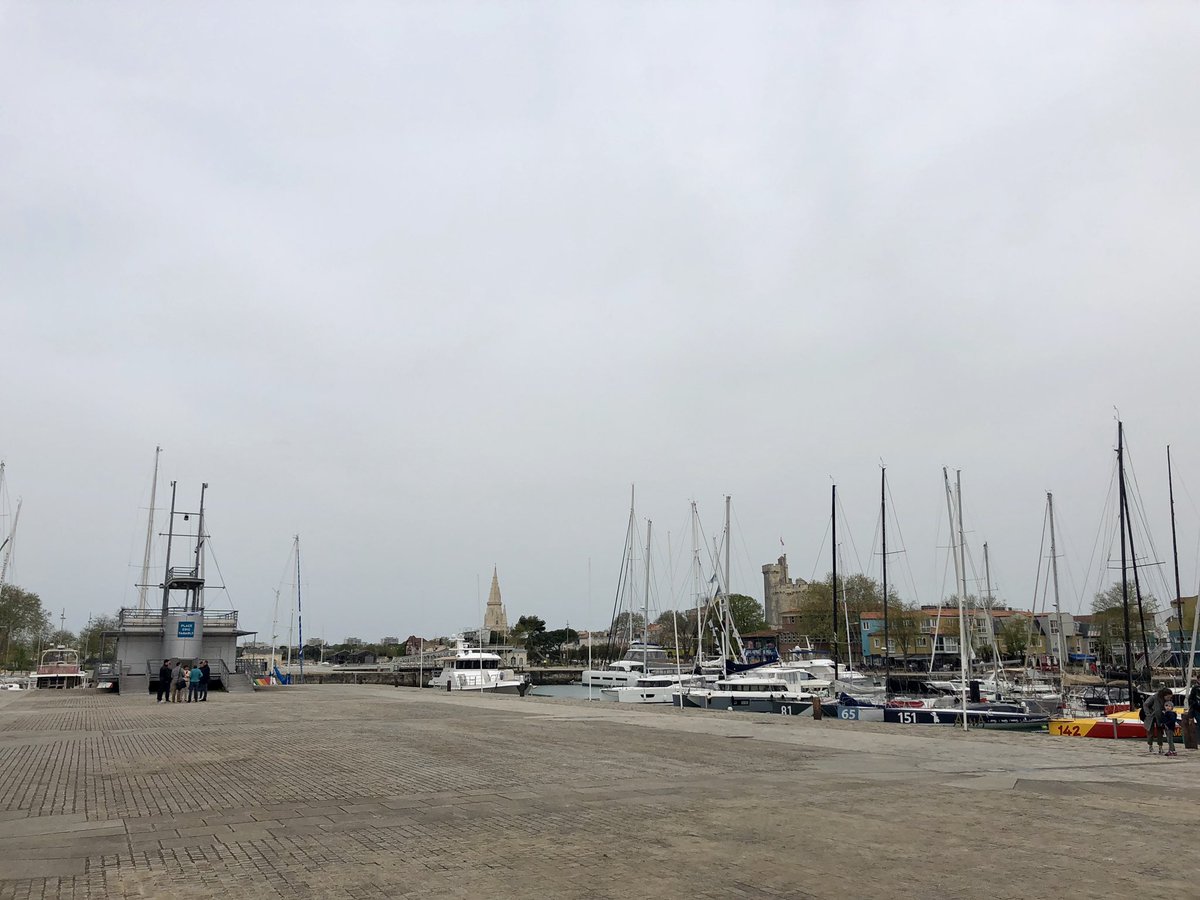 NicoSeignez's tweet photo. L’Esplanade Eric Tabarly de La Rochelle, un magnifique cadre pour l’Open de France 3x3 2019 ! #Superleague3x3 @3x3Ffbb https://t.co/dKpf0WH0tI