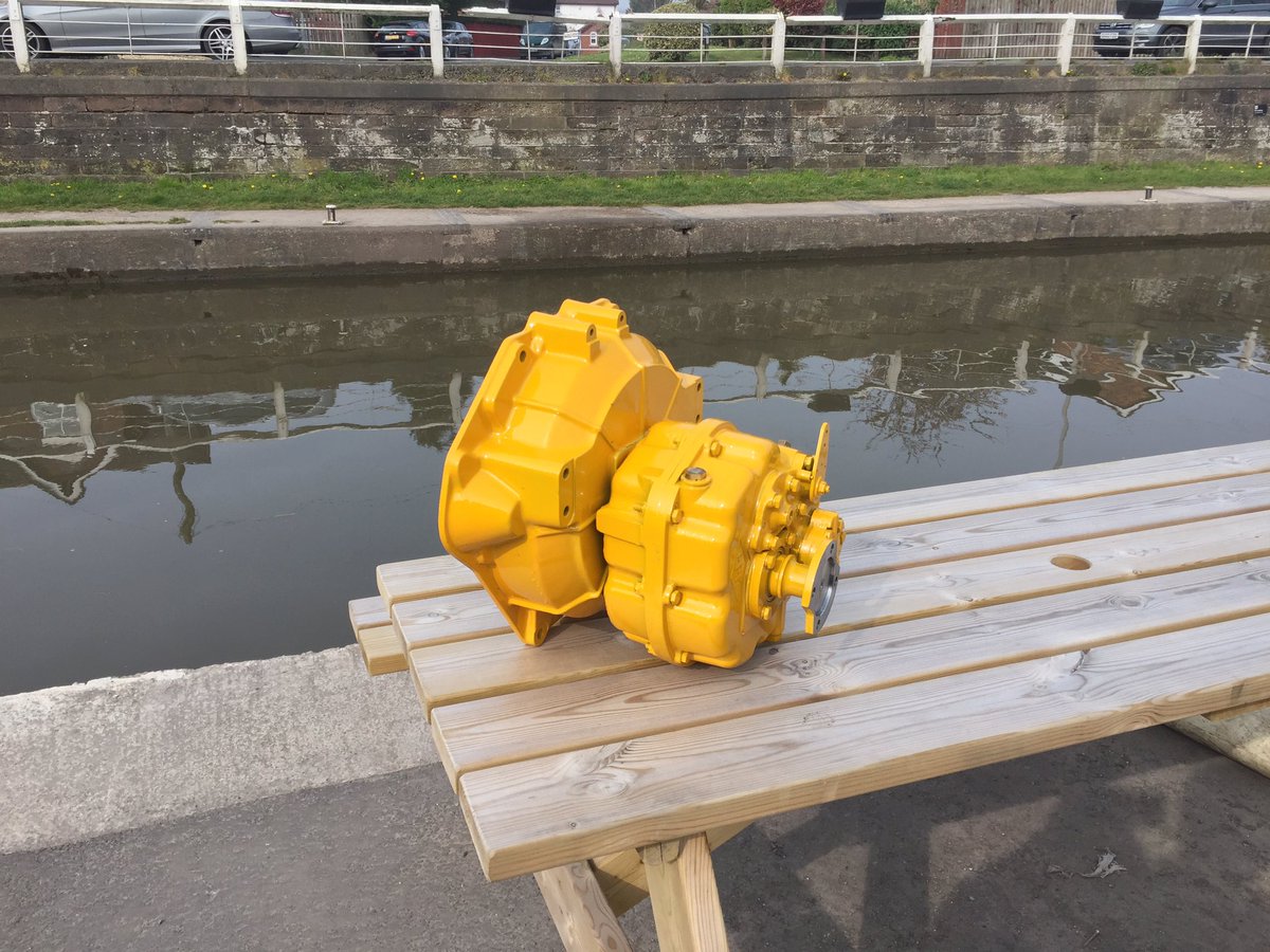 kingslock1's tweet photo. New PRM 150 box for a Vetus M4.17 just waiting for the boat Replacement for a TMC 60 https://t.co/UBO9FD1lsv