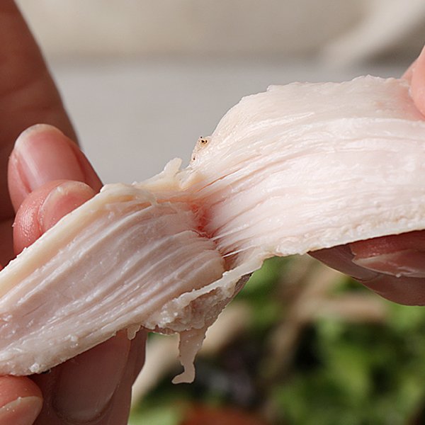 Angbobs_'s tweet image. 🏖여름을 부탁해👙
수분촉촉 퍽퍽하지않은!!
자신있는 앙밥스 수비드 닭가슴살
•수비드 오리지널(120g) 145kcal
•수비드 청양고추(120g) 120kcal
얼마남지 않은 여름!!점점 얇아지는 옷!! 큰일이야 큰일😱
#앙밥스 #수비드닭가슴살 로 식단관리 성공하세용~~💜

m.angbobs.com