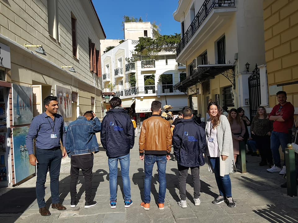 IOMGREECE's tweet photo. The #RefugeeProject on the air 📻🎙️! @panteion @cmc_panteion #ADandPRLab students welcomed the young #umc of Eleonas safe zone at @SpamRadio, where they had the chance to discuss all together and listen to music ➡ https://t.co/pn8YTMbOXk https://t.co/on2tpl9Bz4