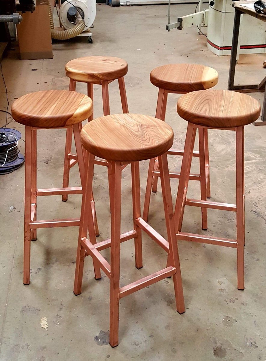 PaulFrampton3's tweet photo. Do like these. Copper plate isnโt perfect and looks slightly aged. Bit of beeswax on surface to prevent further oxidisation #barstool #counterstools #interiordesign #interiors #cafestools #pubstools #restaurauntseating #restaurantdesign #restaurantdecor #copperstool #copperplate https://t.co/y0AxrfdZyT