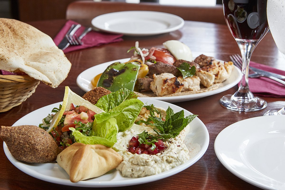 RandaRestaurant's tweet photo. Our set lunch menu gives you the opportunity to try a selection of 6 delicious starters and a choice of mixed shawarma or 2 skewers from the mixed grill and if that's not enough we have also included a glass of house wine 🍷 or a bottle of #beirutbeer 🍺 https://t.co/DXU9YR9Fbe