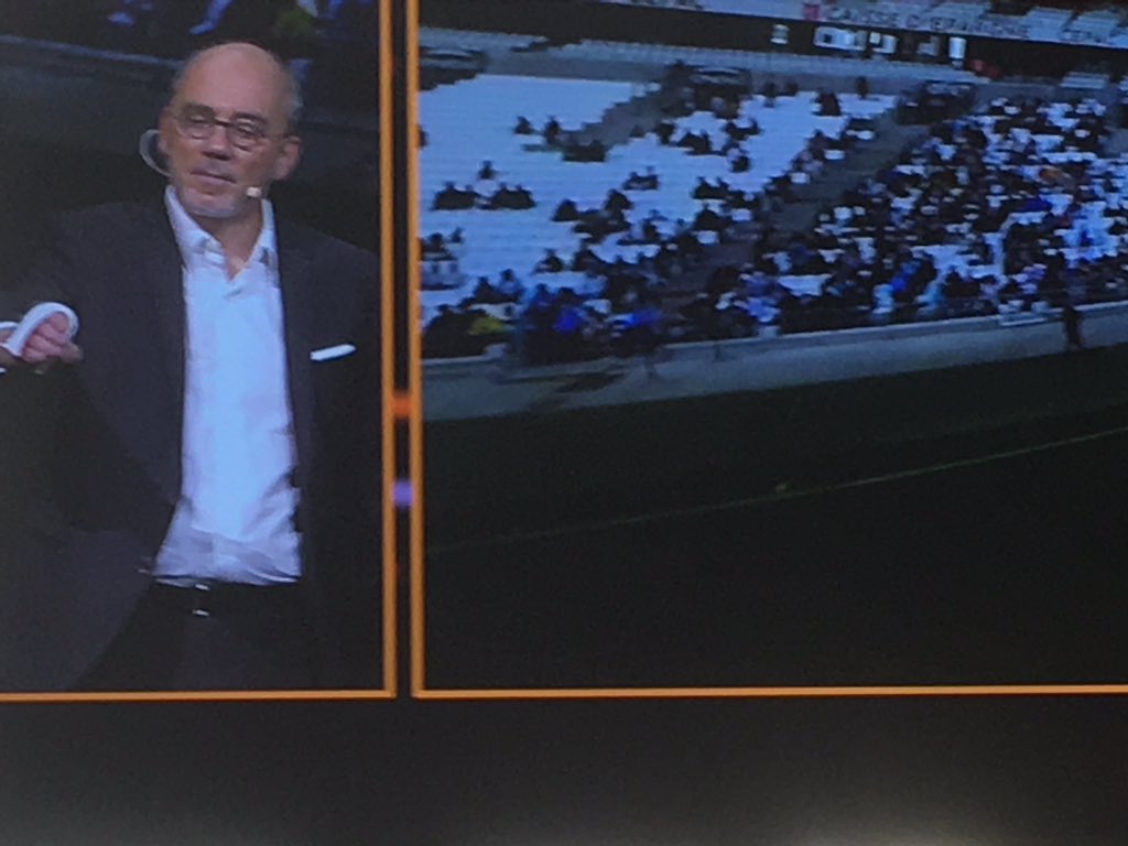 traissac1's tweet image. #OBSummit en live en direct avec 5G camera 360 degrés en 4K nouvelle façon de vivre le sport en Experience immersive et interactive - entretien en live entre l entraîneur @OM_Officiel ruddy Garcia et @srichard depuis orange vélodrome première mondiale en 5G avec @orangebusiness