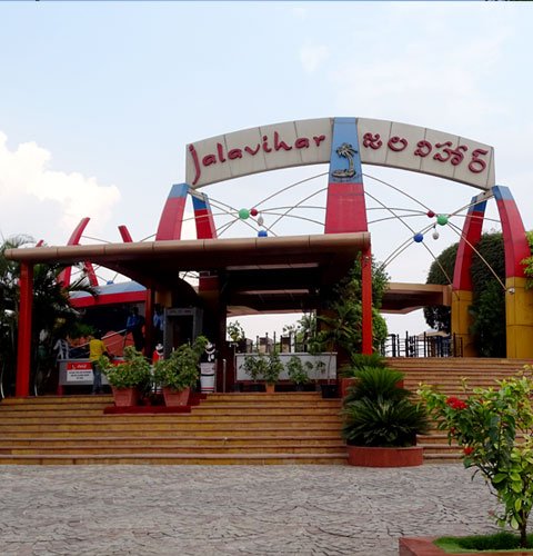TravelzTrendy's tweet photo. https://t.co/rlyIZMjFH7

Jalavihar Located in the heart of twin cities Hyderabad and Secunderabad.
If you’re looking for thrills and spills, Jalavihar Water Park is the best place to go in Telangana!

#Telangana #tour #Tourism #incredibleindia #water #children #kids #games https://t.co/F4DP6BWCje
