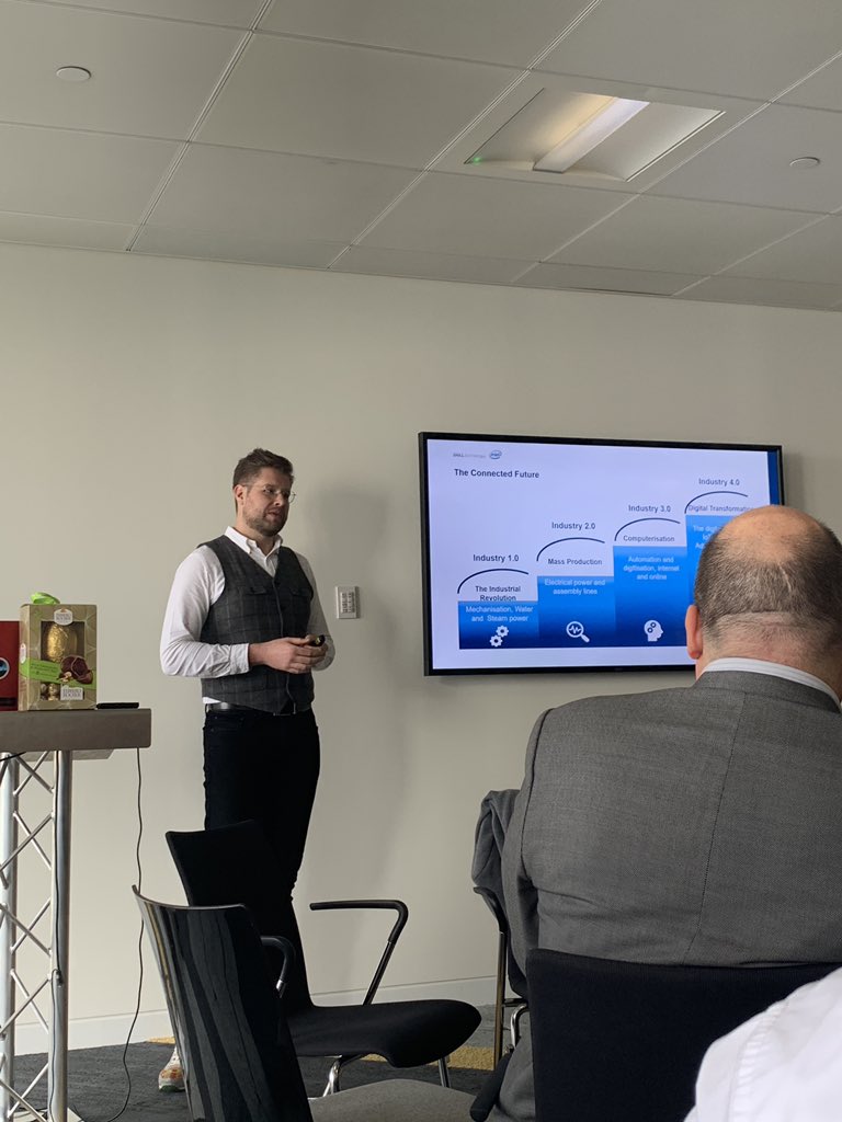 Great to see <a href="/DellTech/">Dell Technologies</a>’s <a href="/desoconnor__/">Des O'Connor</a>  speaking at the #DigitalLeadershipForum on #AI and #connectedmobility