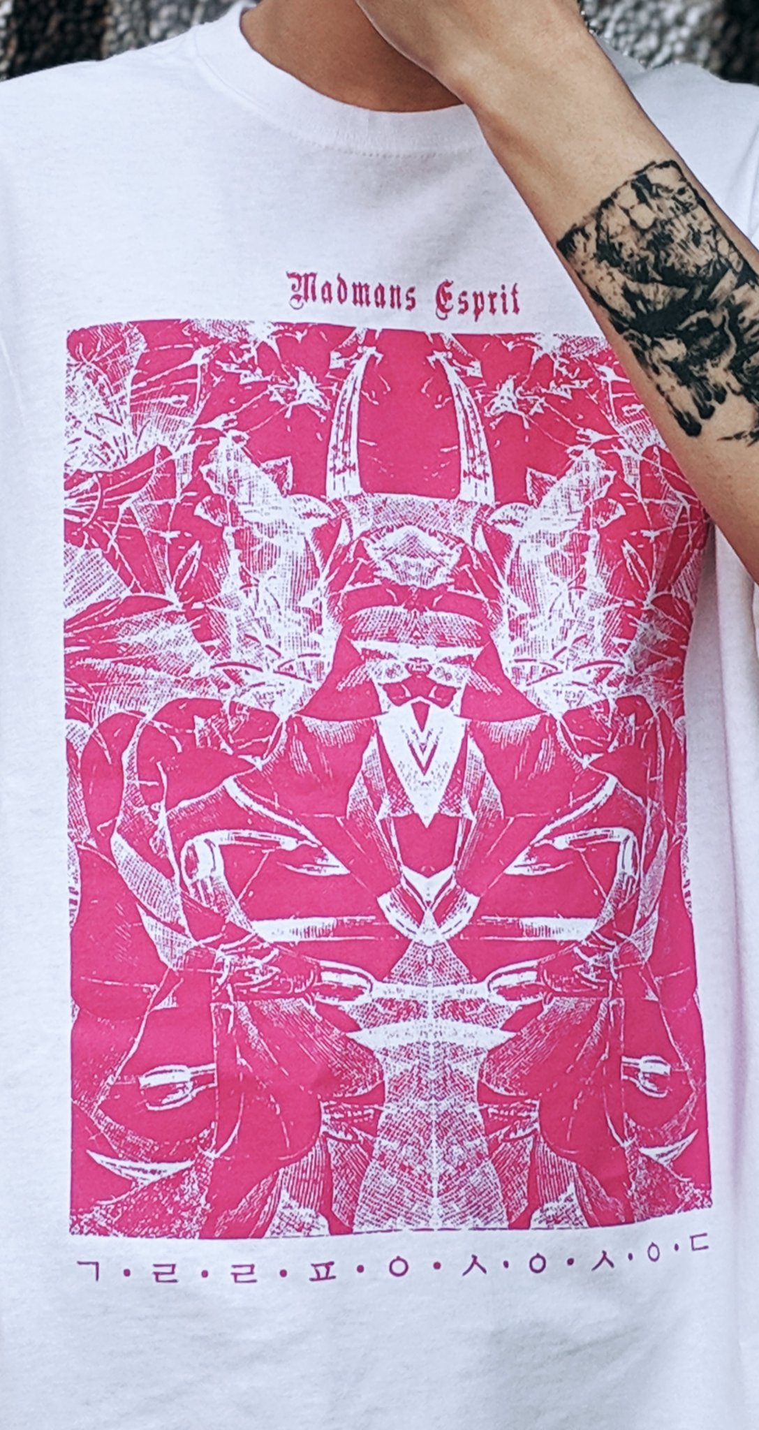 madmans esprit Tシャツ Madmans Esprit T-Shirt | eBay