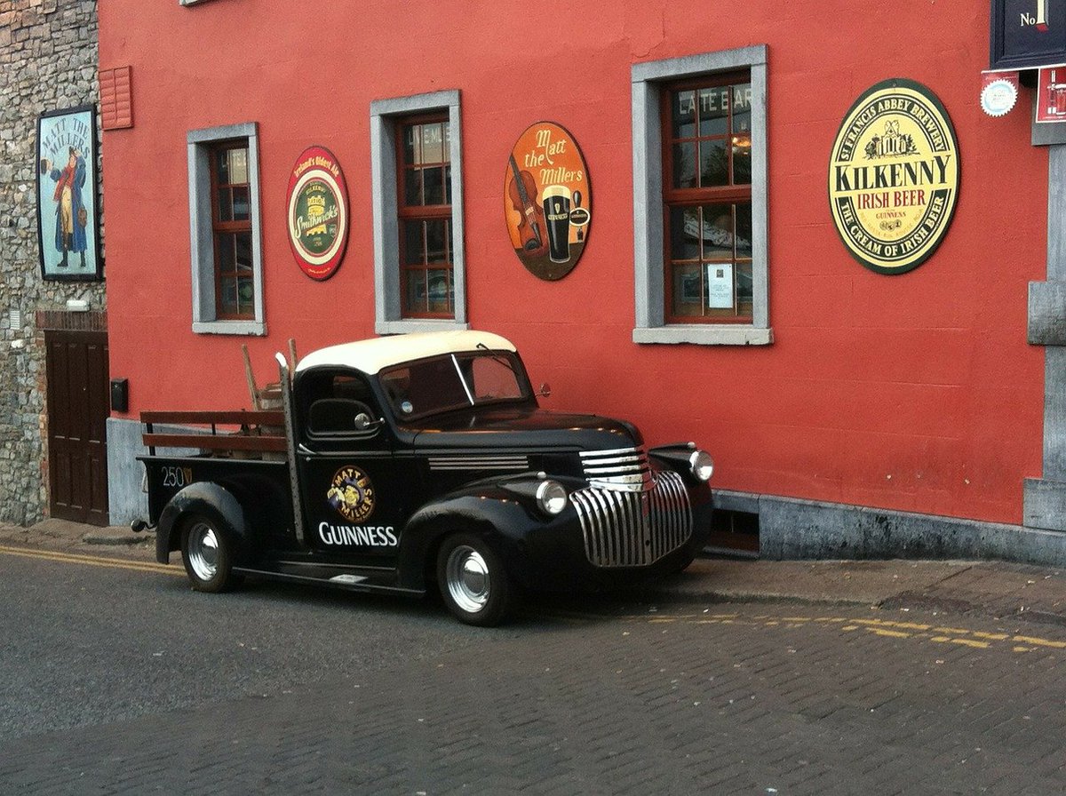WWReservations's tweet photo. Exploring Ireland - Dublin to Kilkenny. Utilising Dublin as a launchpad hire a car on https://t.co/pxngJh92v3 or by phone +44 (0) 7704 325 670 just for 🔥 £7.46/day and visit Kilkenny. 
Medieval and modern marvel packed city with intriguing architecture. #travel #carhire https://t.co/972Qfcy8Kp