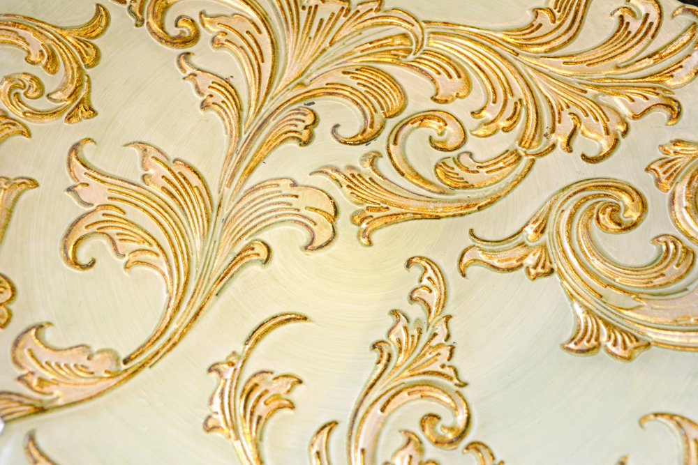 shutterstockDE's tweet photo. #CreativeTrends2019: #RococoRomance – Die Rokoko-Zeit ist für ihre reichhaltige, aufwendigen Details bekannt, voll von opulenten Vintage-Mustern, goldenen Blatt- und üppigen Blumenverzierungen 👉🏼 https://t.co/wS6aiZX8zB https://t.co/dBbLDaQiH2