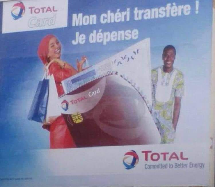 Kinefatimdiop's tweet photo. Merci à @totalsenegal de véhiculer des stéréotypes basés sur le genre...
#BoucheEnVacances (sur une île déserte)
credit photo: vu sur Facebook https://t.co/PrKa73Qydo