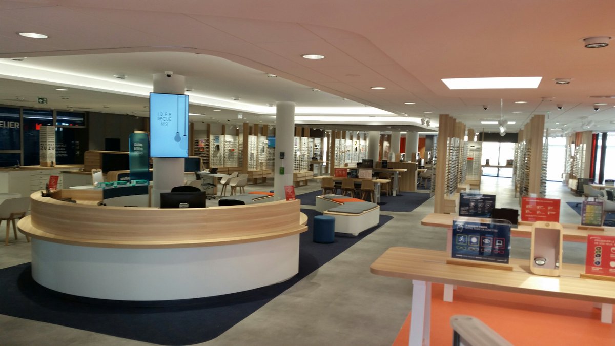 mfcatlantique's tweet photo. Notre magasin @OpticMutualiste de #Niort réouvre après des mois de travaux. Tout beau, tout neuf, venez le découvrir 😍 https://t.co/7QPeZQ3xSu
