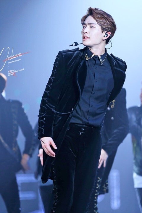 Are you still okay there? You gotta make reservations first if you want to sit on that lap though.