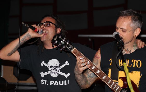 RADIOPUNX's tweet image. Report e foto del #DIYFest svoltosi al Grotta Rossa (Spazio Pubblico Autogestito) con #Bleah, #TheJacksonPollock, #Güerra, #Infamia Modena Punx, #OverdriveBanzai, #LeTormenta, #IMPACT e #SCHELETRO! bit.ly/2V6FzpL