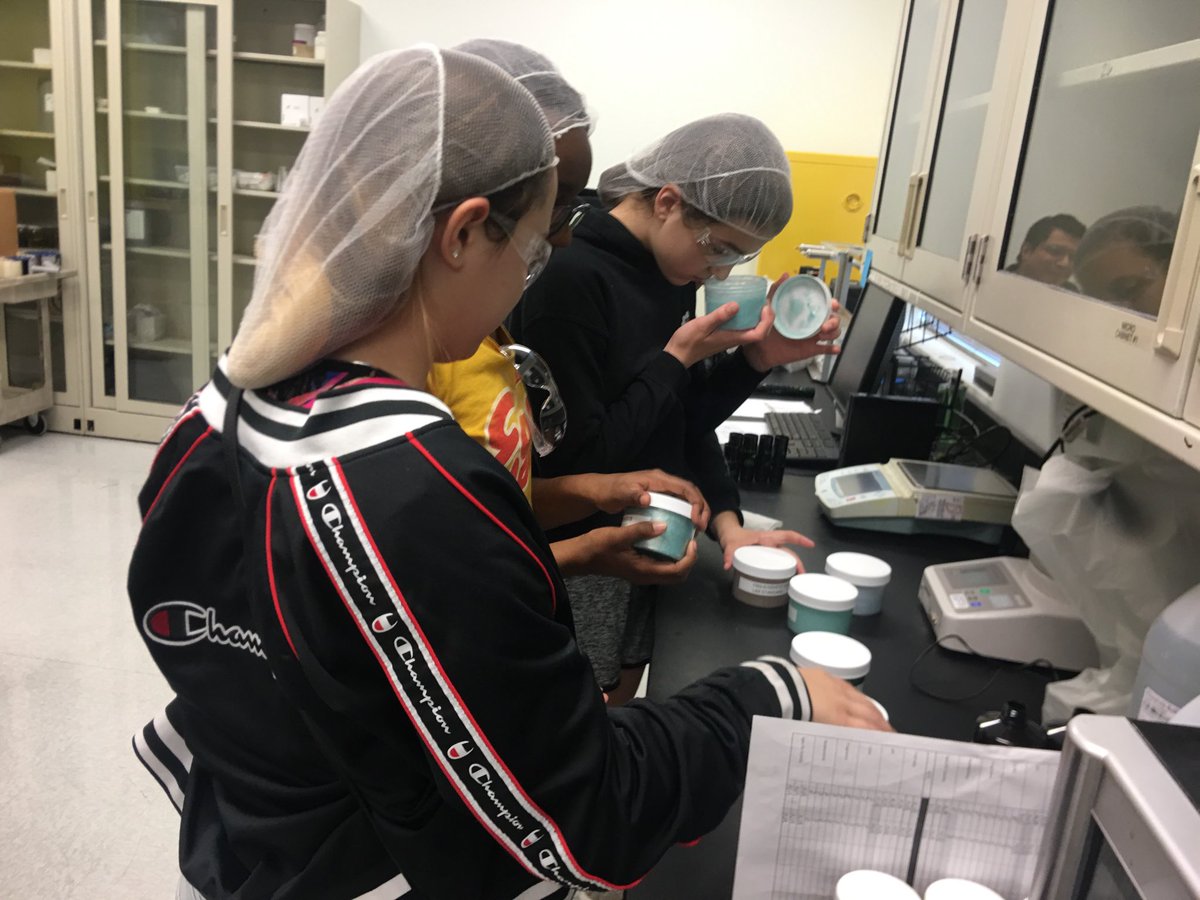 MarkeyTamara's tweet photo. Thank you ⁦@gilchristsoames⁩ for welcoming 42 future STEM professional young women into your HQ. We had a ball touring and learning about product process from beginning to end.  Our fave, R&amp;D with a G&amp;S chemist and the goodie bag!@ltgoodnews⁩ #STEMExposure, ⁦ #NTOY19 https://t.co/72wTHWKo2p
