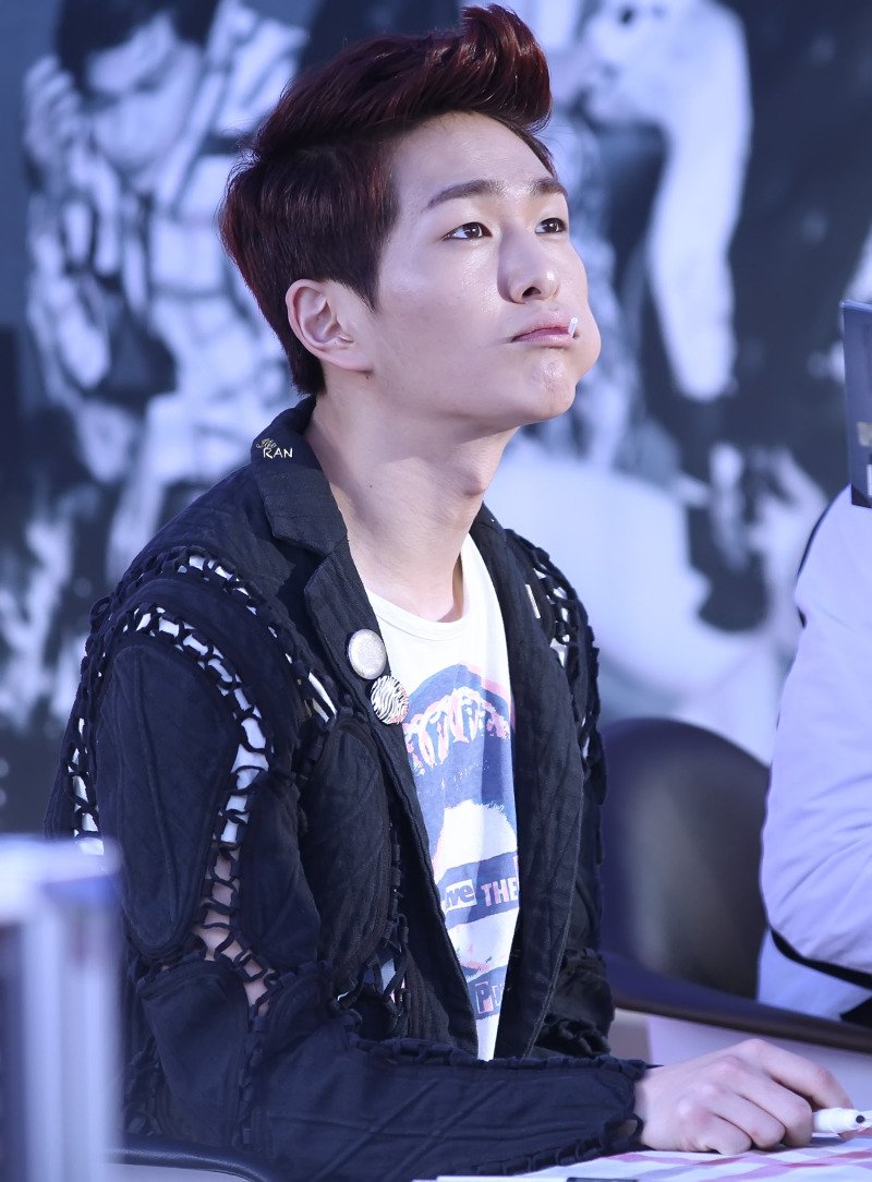 Let me poke those cheeks real quick please 