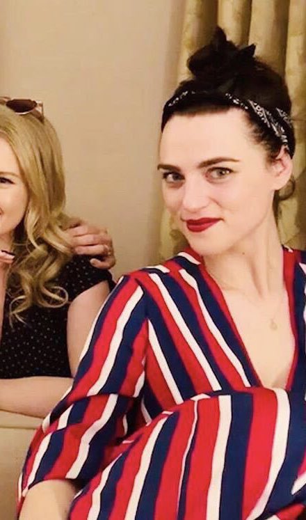 kashymcgraths's tweet photo. i really fucking love this extra ass bitch u guys https://t.co/JKmRjsZeW2