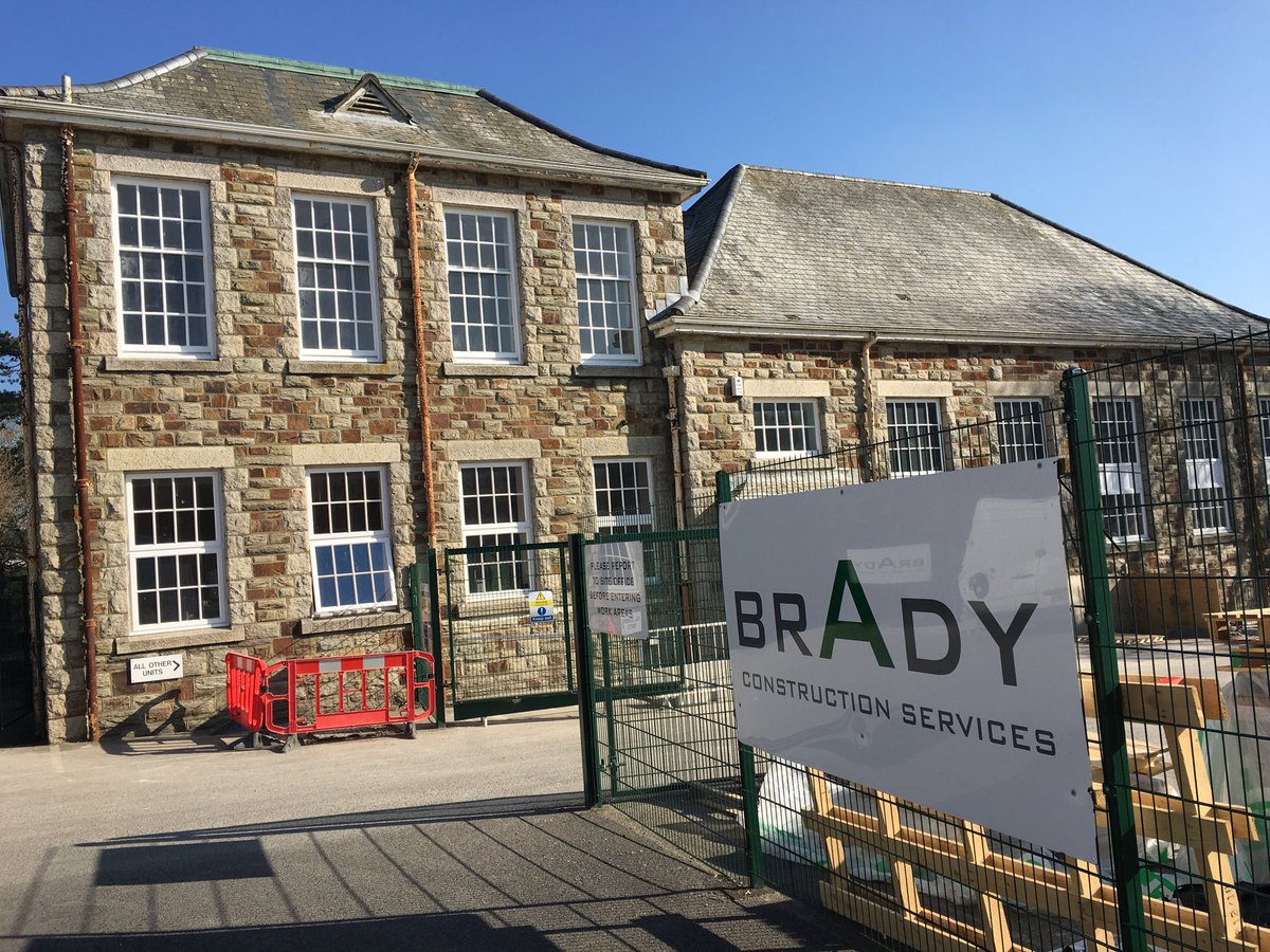 Smile Together tweet media