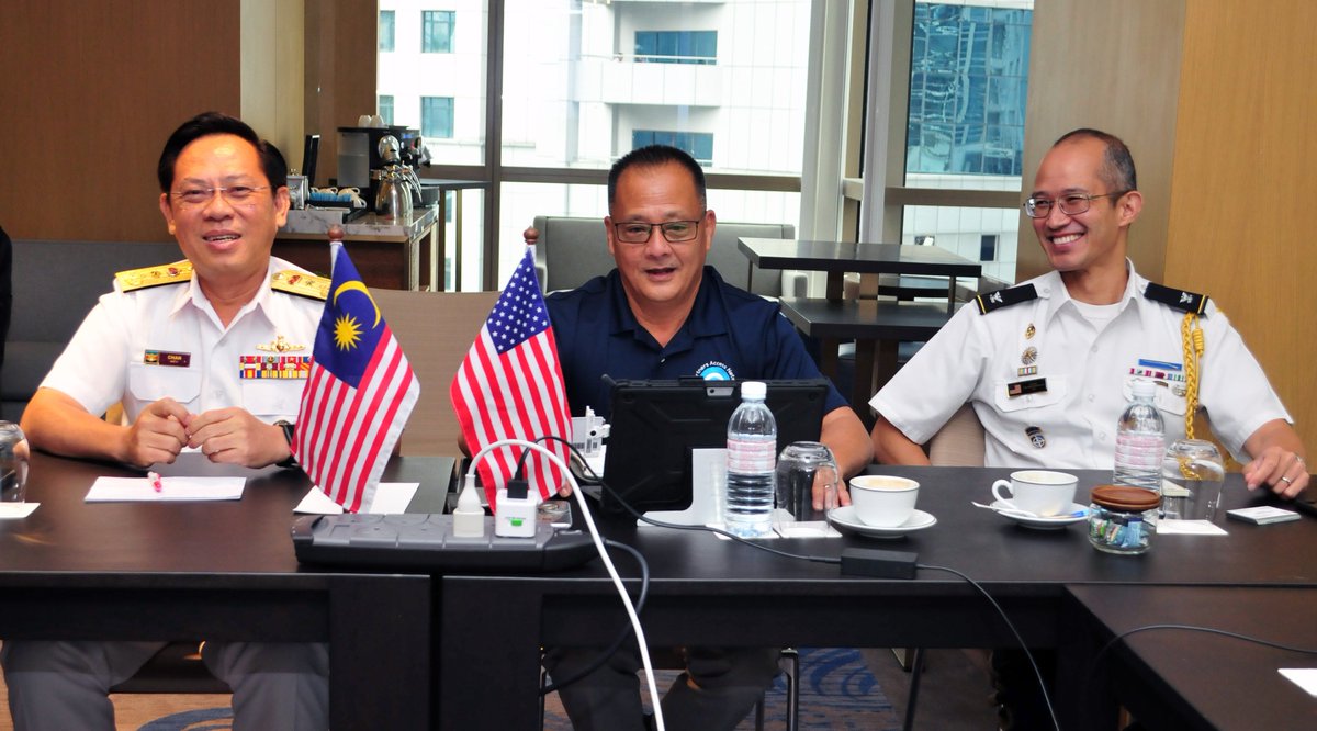 myjointforce's tweet image. Majlis penutup CDC EKSESAIS BERSAMA WARRIOR 2019/20 disempurnakan oleh AKS J7, Laksma Chan Peng Cheong dan Mr. Tamaribuchi ECG Directors di Hotel Grand Hyatt, KL. 
#jointplanningprocess 
#teamingforsuccess 
#interoperability 
#unityofeffort 
#defencediplomacy
