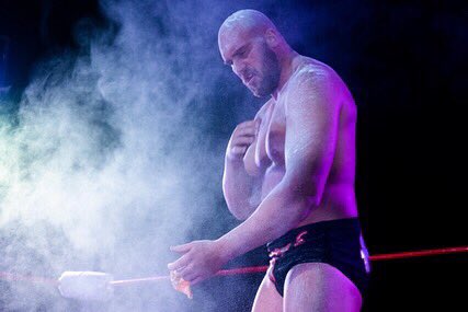 CrowleyCarnival's tweet photo. Woah, I can’t believe @Cody_Hall1 managed to pop my un-poppable balloon...😏🎩✨ #goteem
—————————————
📸: @brettkingphotography_77
#sadballoon #wrestling #britwres #prowrestling #codyhall #charlescrowley #steprightup #spectacular #welcometotheshow https://t.co/PaHsoAJvHd