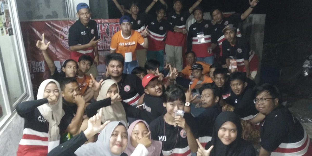 _JSTigaraksa's tweet photo. We are the J, we are the S, we are the T
We are Jakmania Stasiun Tigaraksa ๐๐
#Sem4kinSolid #4thJST #TigerBorder https://t.co/mFqum3YrnV