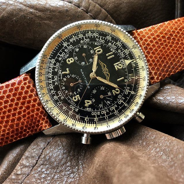 WatchFred_IG's tweet photo. #vintagechronograph ❤️ on a #NaviFriday
.
a very early #Venus178 #Navitimer Mk2 - from the first production batch with that caliber, manufactured in late 1955
.
#legendaryfuture #Breitling #vintagebreitling
.
#pilotswatch #aviatorwatch #watchesofinstagra… https://t.co/TYCwU1G2qH https://t.co/dvzIajC4dU