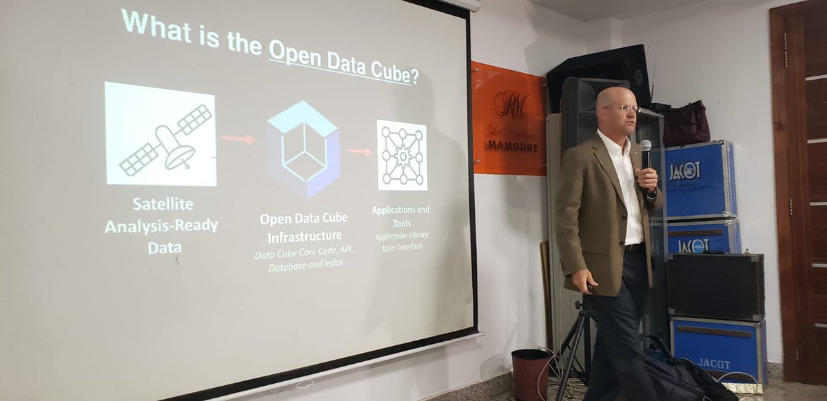 SyedRizvi114's tweet photo. Dr. Brian Killough (NASA LaRC) is the core facilitator of the ongoing 2-day national training of Africa Regional Data Cube (ARDC) for #Senegal with 70+ trainees from 25+ organizations in #Dakar.
#EO4SD #EO4Dev #SDGs @senegalstat @DGPPE1 @IdbgSdgs #Data4SDGs #AfDataCube #Africa https://t.co/OO1yXlCxDF