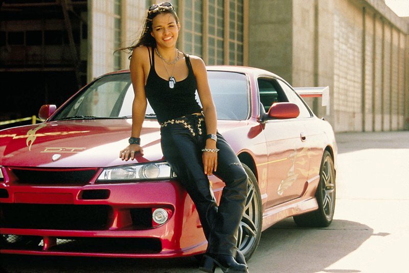 ট ইট র 中古車ウォッチ速報 その1 ワイスピ1で登場したレティ240sx 97年式 は一般女性オーナーのカスタムカー ベースは95年式240sxに98年式の後期フェイス移植 ベイスピード製zealボディkit ベンツシルバー塗装 映画撮影前 Srターボeg換装が行われていた ট ইট র 中古車ウォッチ速報 その1 ワイスピ1で登場したレティ240sx 97年式 は一般女性オーナーのカスタムカー ベースは95年式240sxに98年式の後期フェイス移植 ベイスピード製zealボディkit ベンツシルバー塗装 映画撮影前 Srターボeg換装が行われていた