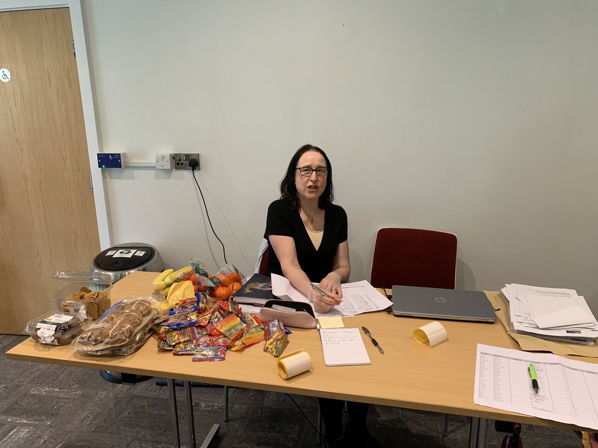 UWE_NMP's tweet image. Bridgwater Today doing OSCEs - with the obligatory Easter Treats 🐣 @a2neary #uwenmp