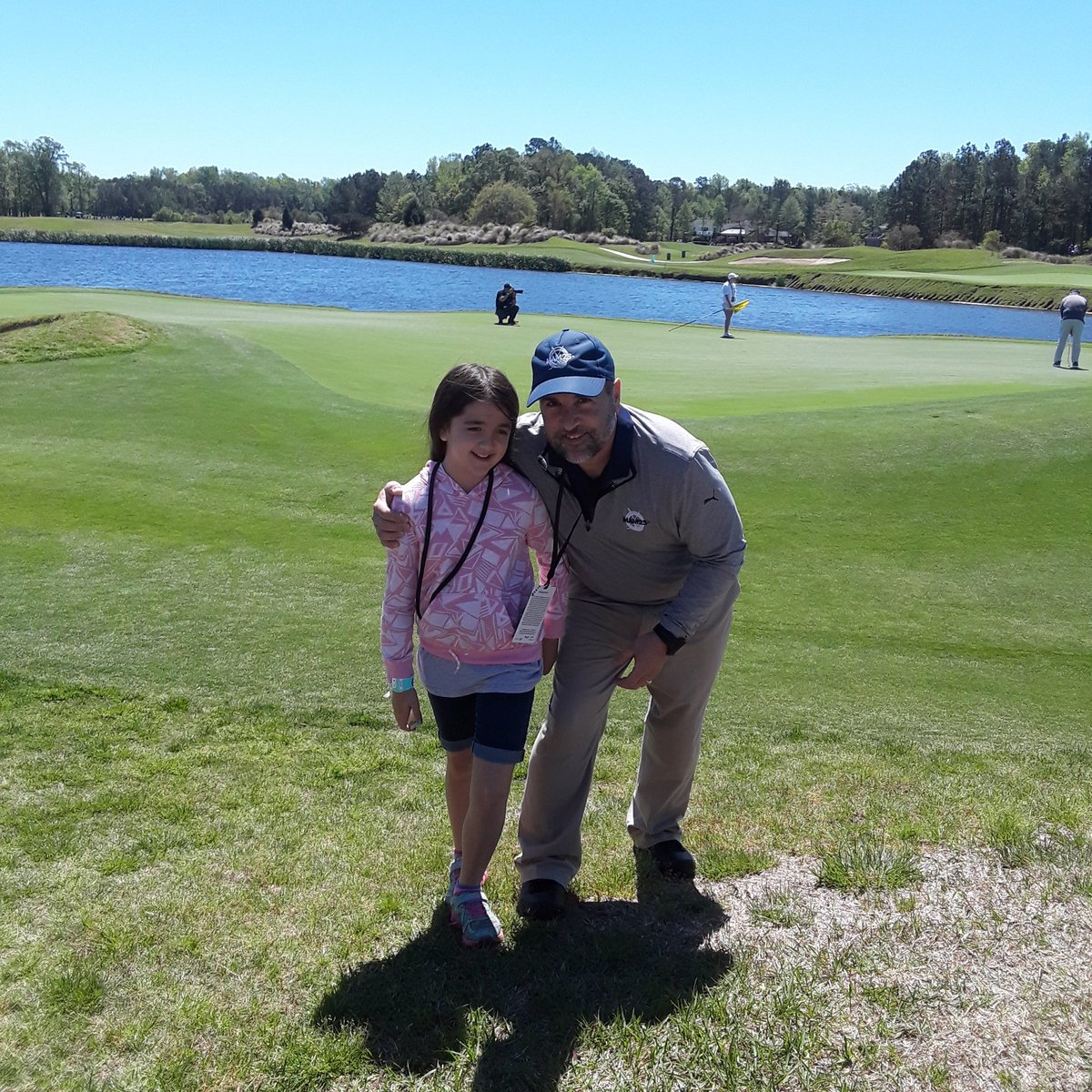 mustangmek66's tweet photo. I am finally caught up on sleep from @MonAfterMasters #Mam25th . This years event was the best I have helped volunteer at. My daughter came to see me and weather was perfect. Paul,Alexa,Matt,Gary,Bill and all the rest who make this happen. It's all for the Children... https://t.co/gcCIkQcDMS