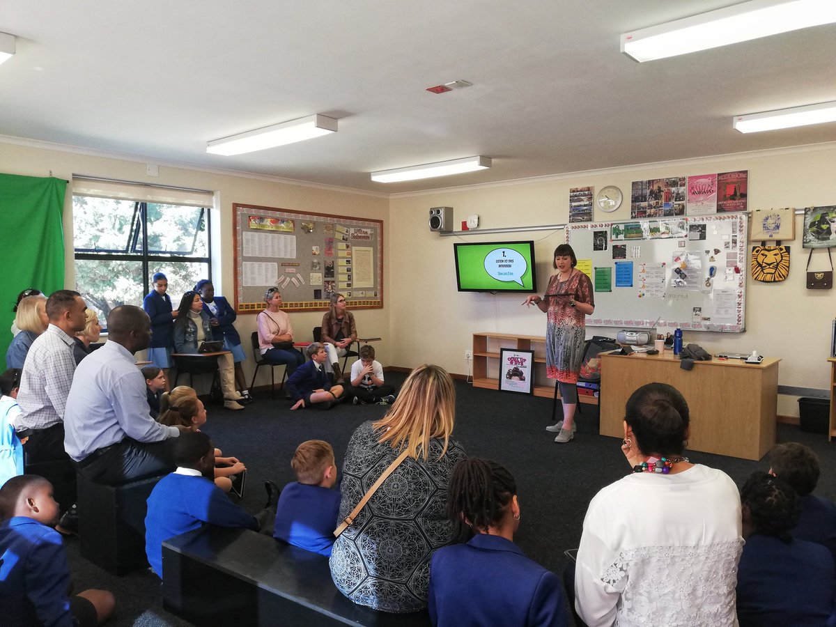 I had the privilege of wondering around the Gr5 Parklands Playground this morning. What a wonderful way to welcome parents into the school lives of their children. Thank you <a href="/lsteynberg/">Lee-ann Steynberg</a> &amp; <a href="/mrsoxleysimpson/">Mrs Oxley-Simpson</a> for letting me observe and learn. <a href="/ParklandsTweet/">Parklands College #ParklandsCollege</a> #AppleDistinguishedSchool