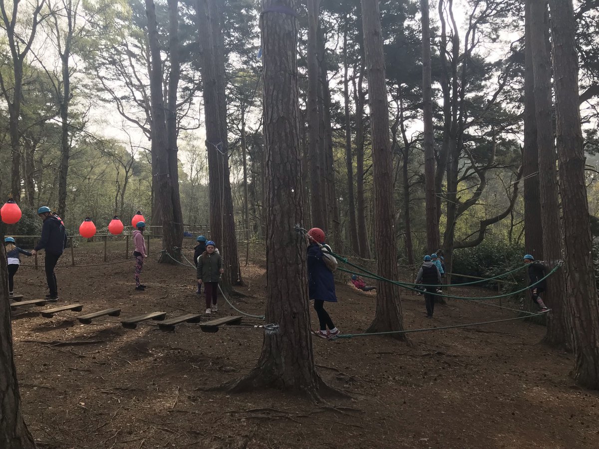 Having a great day today welcoming <a href="/CYC_youngcarers/">CheshireYoungCarers</a> from <a href="/DeePointPrimary/">Dee Point Primary</a> to <a href="/CheshireScouts/">Cheshire Scouts</a>
#Cavebus #LowRopes #BetterThanMaths