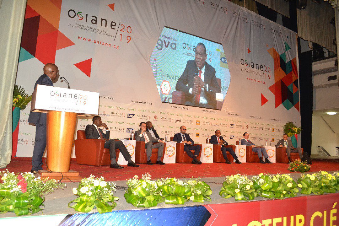 Participation du Directeur Général du Développement de l'Economie Numérique au panel sur les infrastructures et les services internet
<a href="/OsianeCg/">Osianecg</a> 2019