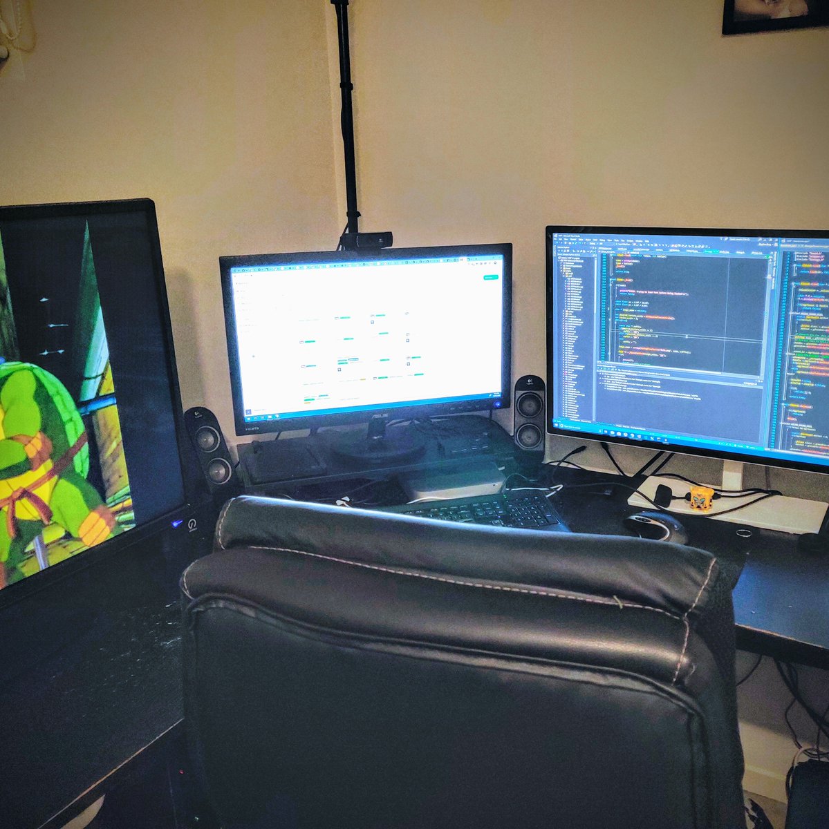 StephenRBerg's tweet image. Getting an early start on my Easter long weekend. Have planned out a reasonable sprint of game stuff to complete by Tuesday #gamedev #codefury