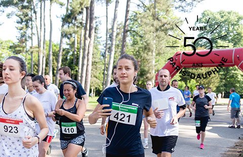 Paris_Dauphine's tweet photo. Découvrez la vidéo de la course pour soutenir l'égalité qui a réuni plus de 1 000 coureurs à @Paris_Dauphine, le 29 mars dernier !
📽️https://t.co/tJsHqyUr8U
#50ans #makeourfuturehappen https://t.co/tCDyFytj1U