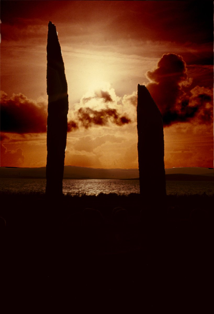 HistEnvScot's tweet photo. Skara Brae, Maeshowe, the Stones of Stenness and the Ring of Brodgar together make up the Heart of Neolithic #Orkney. These ancient, enthralling landscapes give us exceptional insights into the society, skills and spiritual beliefs of the people who built them. #WorldHeritageDay https://t.co/rciHjeFQqs