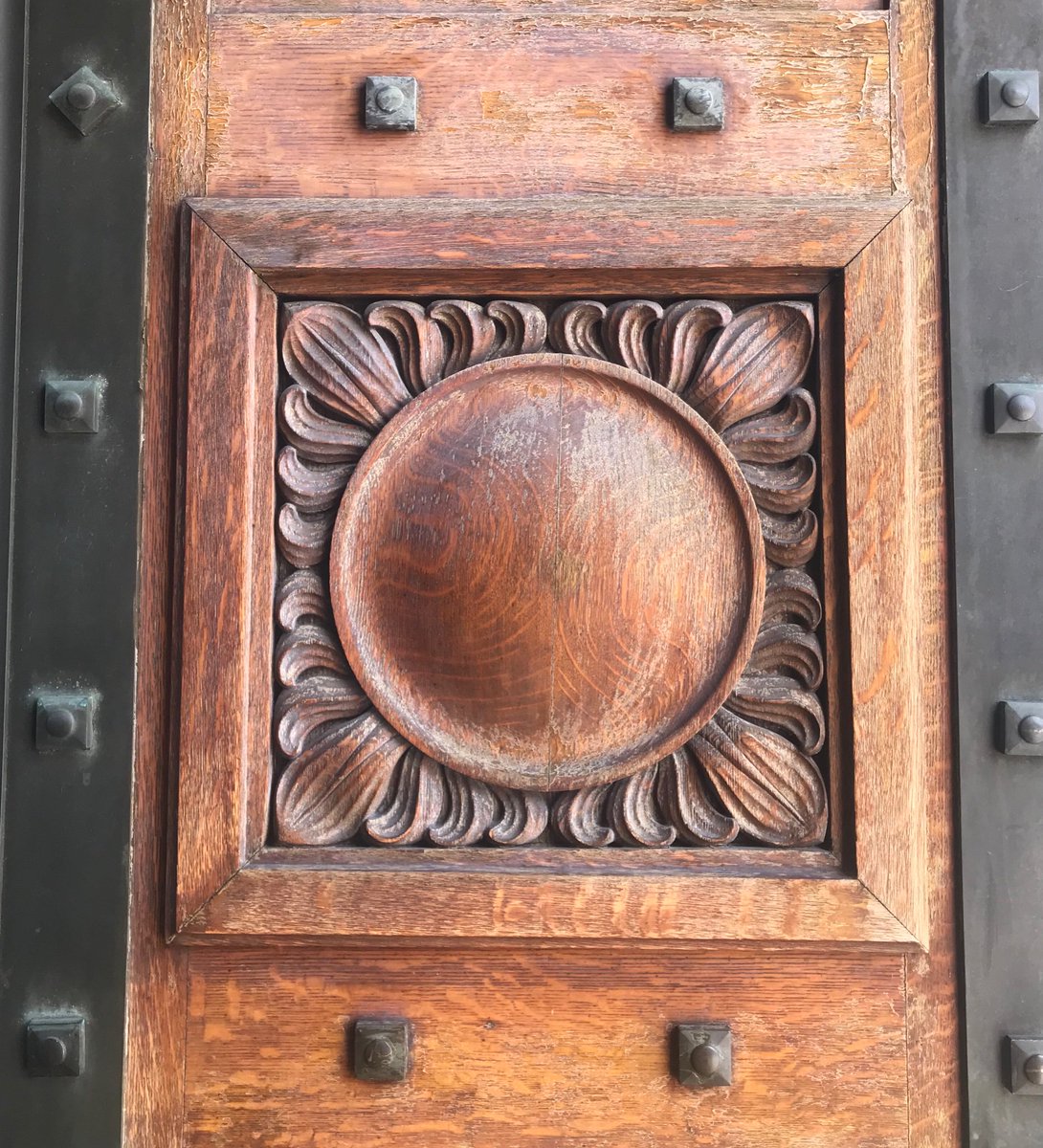 craftwherk's tweet photo. Statement entryway at the @mfaboston 
#art #boston #artsandcraft https://t.co/k7jnO4VdMX