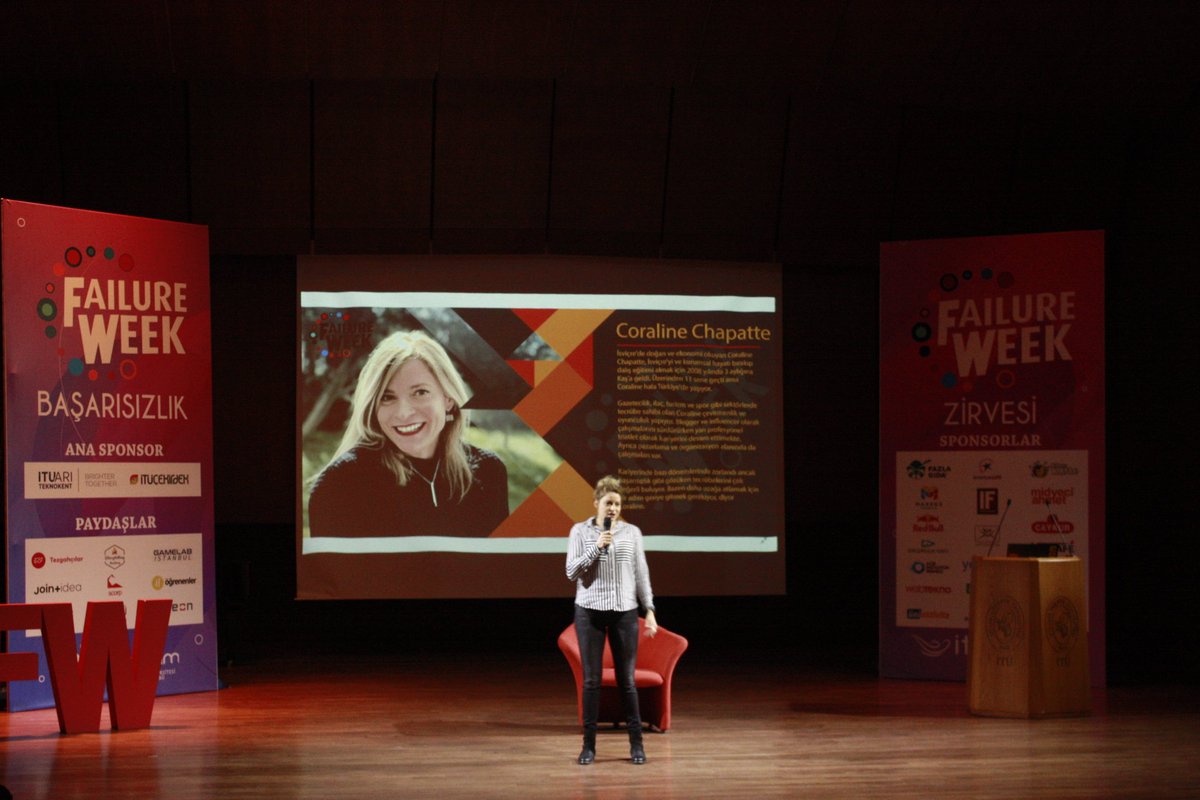 coraline_ch's tweet photo. [ENG] When I was on stage, I didn't realize that the stage was so big :) @itugirisim @itu1773 @failureweek

#failureweek #speaker https://t.co/slIkTZfoIg