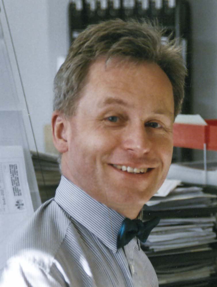 A sad day for the SDA team as Associate Architect Director
Mike Hudson hangs up his bow-tie from the practice after 19 years.

We all wish Mike a happy and well-earned retirement which
starts with extended travels around Europe!

Best wishes from all at SDA!