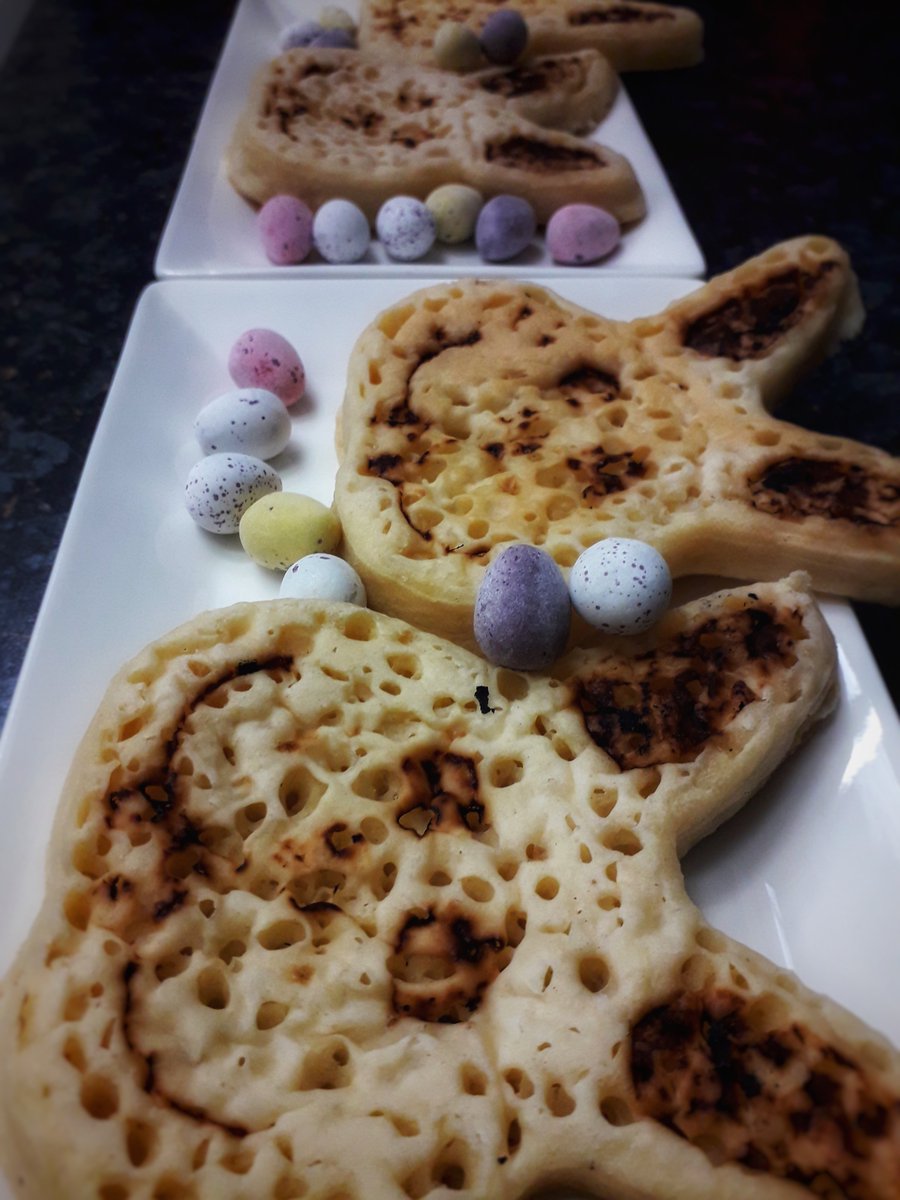 sanctustraining's tweet photo. Today is all about Food, Easter (& of course Training!).
Have a great Easter Break! @sanctustraining #HappyEaster #BankHolidayWeekend #Easter #H&STraining #HVACRTraining https://t.co/pKUahog5Z1