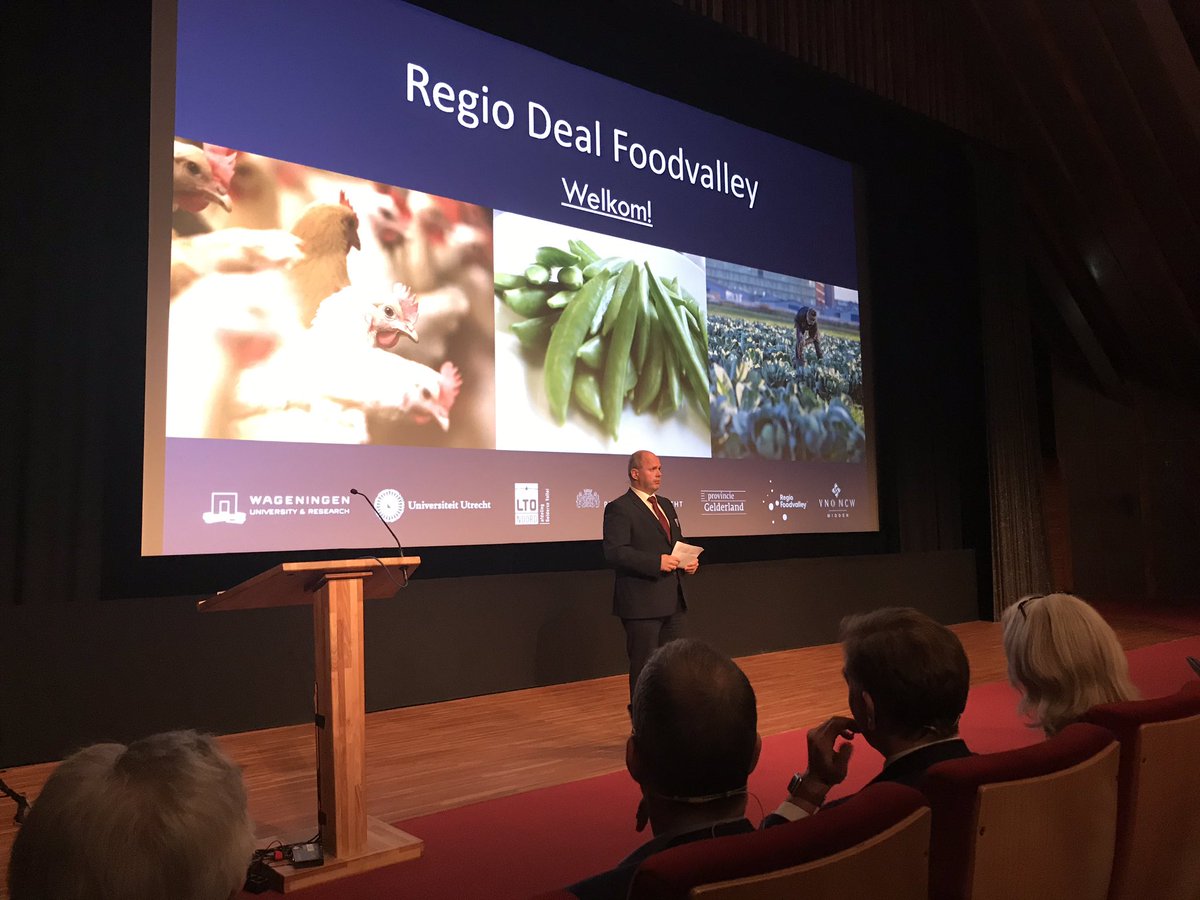 Met een paar honderd ondernemers en andere geïnteresseerden kijken we vandaag hoe zij aan kunnen sluiten op de ambitieuze programma’s van de regiodeal.