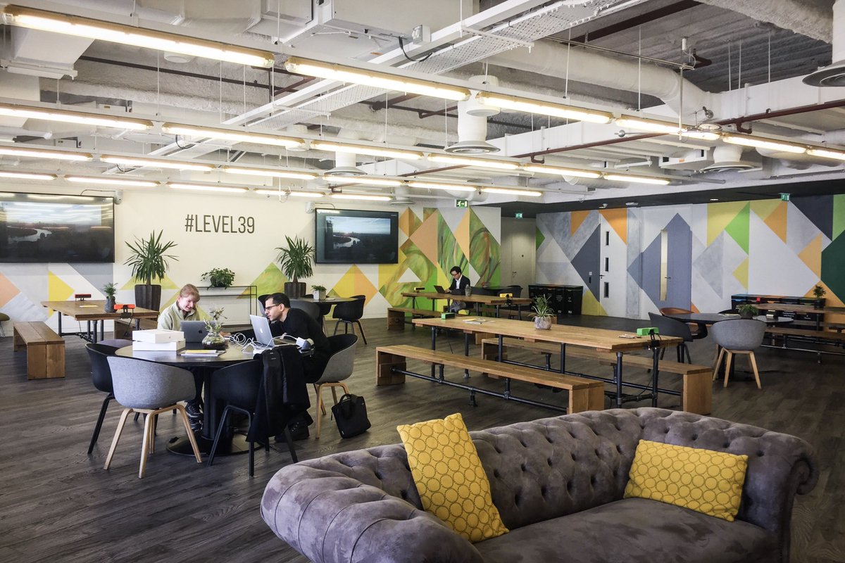 DLFmembers's tweet photo. A well-earned break for lunch after a great morning hearing from @desoconnor__ @rparachel Chris Feltham & Richard Frost. @Level39 is a great place to digest the insights of the morning. Looking forward to the round table discussions after lunch #DLFAI #DLFContent #DLFMembers https://t.co/lqKWxoKYuz