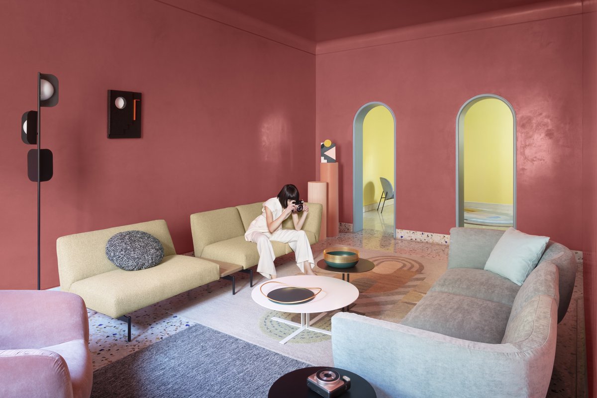 cc_tapis's tweet image. This is the result when you mix #Saba,  #StudioMILO , and cc-tapis.

Pitagora rug designed by @elenasalmistraro  

Ph: Beppe Brancato
Art: Studio MILO
Project: Alessandra Santi &amp;amp; Amelia Pegorin 
Model: Natalia Gorbuleac
Fashion: Anna Pastore