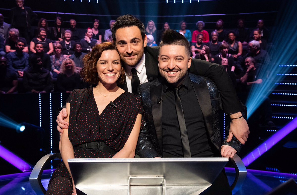 TF1Pro's tweet photo. Rdv ce soir à 21:00 pour #QVGDM #SpécialeNotreDame présenté par @CamilleCombal avec @alsublet @gregmargotton @Arthur_Officiel @boccolini1 @ACCoudray @harryroselmack @FauveHautot @LeChrisMarques #unispournotredame https://t.co/RiMKoi8344