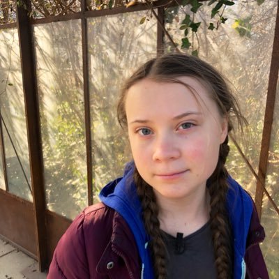 BenecomuneNet's tweet photo. Mao Valpiana: "Il volto di @GretaThunberg è diventato un simbolo, riconosciuto a livello internazionale, che ha ispirato i #FridaysForFuture di tutto il mondo. Ma Il volto di Greta può mostrare altri volti: Samir Flores, Chico Mendes, Alexander Langer >> https://t.co/ZAeHdkTV9U https://t.co/uohXhduibU