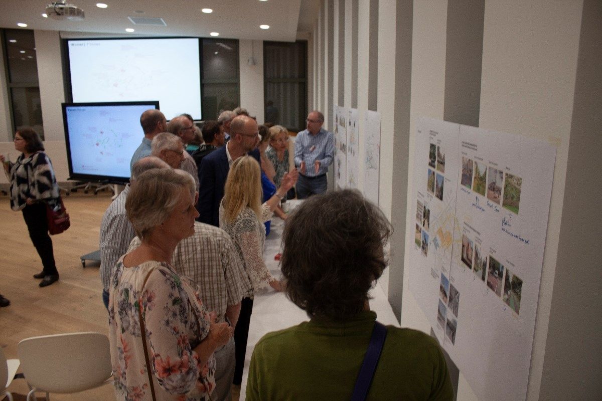 'Door de inzet van de bewoners krijgt het gebied rondom de Olympiahal in Wageningen een forse kwaliteitsimpuls', aldus Rieke van Olderen van <a href="/Gem_Wageningen/">Gemeente Wageningen</a>. Lees hoe dit samenwerkingsproces is gegaan buff.ly/2KMcOL5