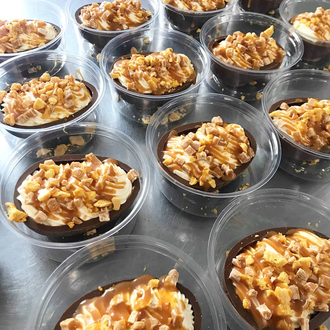 Can Easter get more Edible!? <a href="/shetlandmilk/">ShetlandFarmDairies</a> Belgian Chocolate Cheesecakes filled with Salted Caramel, toffee &amp; Honeycomb. Or try a White Belgian Chocolate Egg with #puffinpoo. Order now on 01595694324 (ext 2)