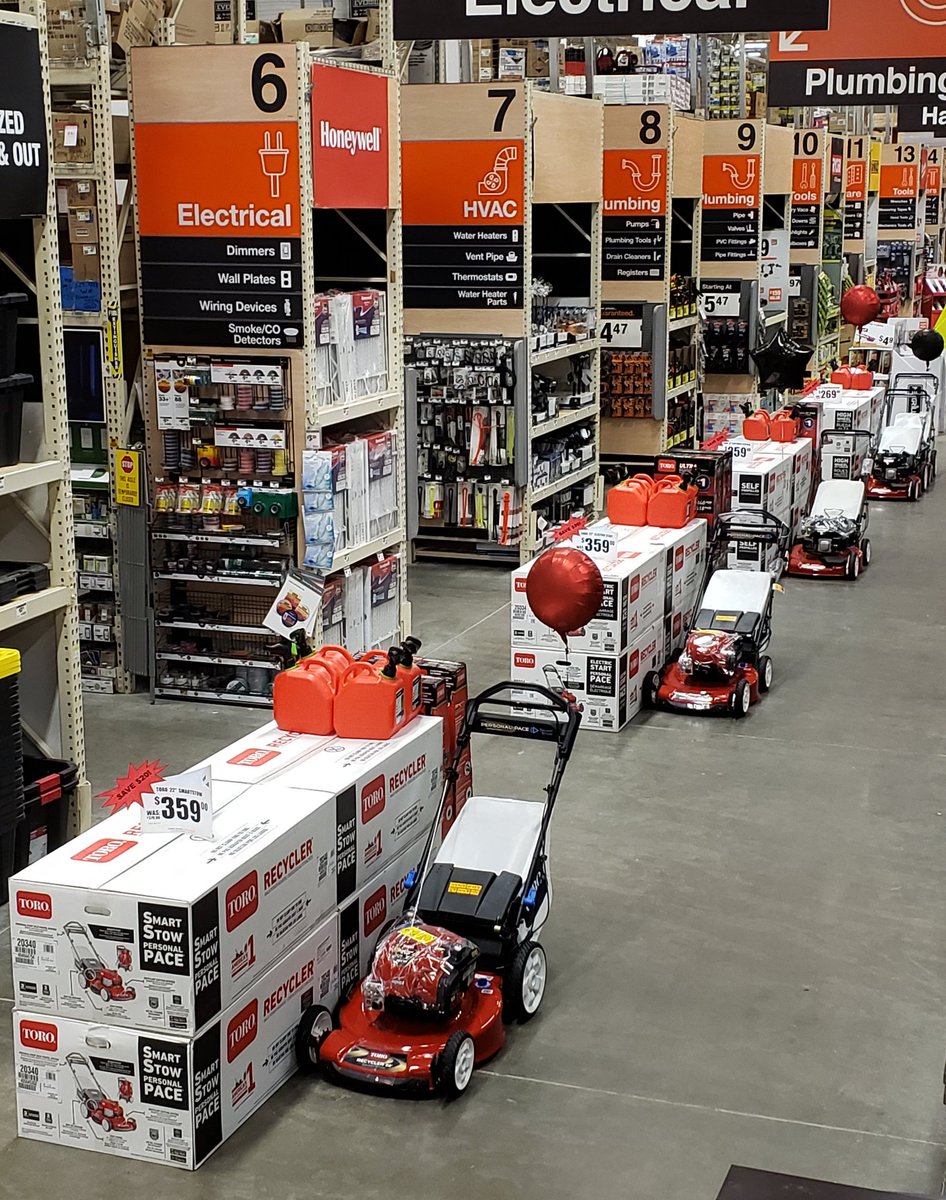 2843 is ready to sell some lawn mowers! Happy Toro Days! <a href="/AveryYoung18/">Avery Young</a> <a href="/wolff1012016/">Ashley</a> <a href="/christina_l4747/">Christina Larson</a> @BurgEric22