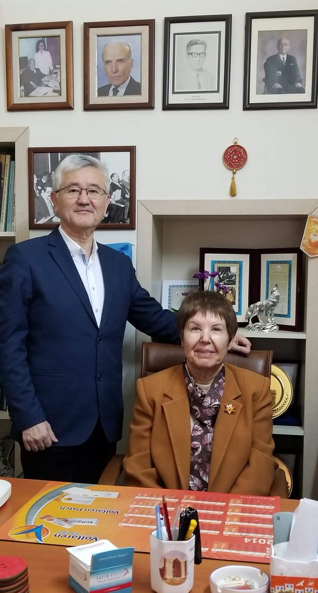 Çok saygıdeğer hocam Prof. Dr. Gülçin Çandarlıoğlu ile. #geneltürktarihi