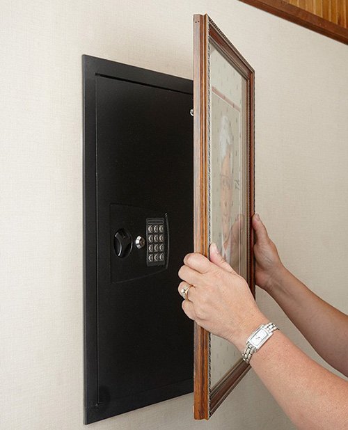 HarelShahar11's tweet image. Allow us to install your new safe securely and correctly to help keep your important documents, money, and valuable items secure. Our safe technicians have successfully installed numerous safe varieties like drop, floor, wall, gun, and fire 412-459-8407 #aalocksmith #safeinstall