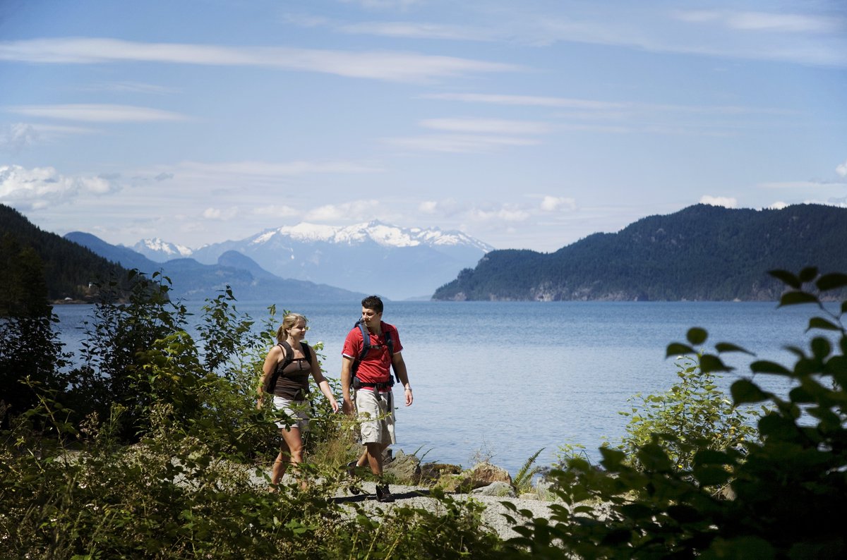 yoyomamadotca's tweet photo. Who would love a getaway to @harrisontourism? Everyone! Enter for your chance to #win a getaway package that includes accommodation, a boat tour and more. Enter now! https://t.co/zEDQrdvtoe https://t.co/wzcP7fPqu4