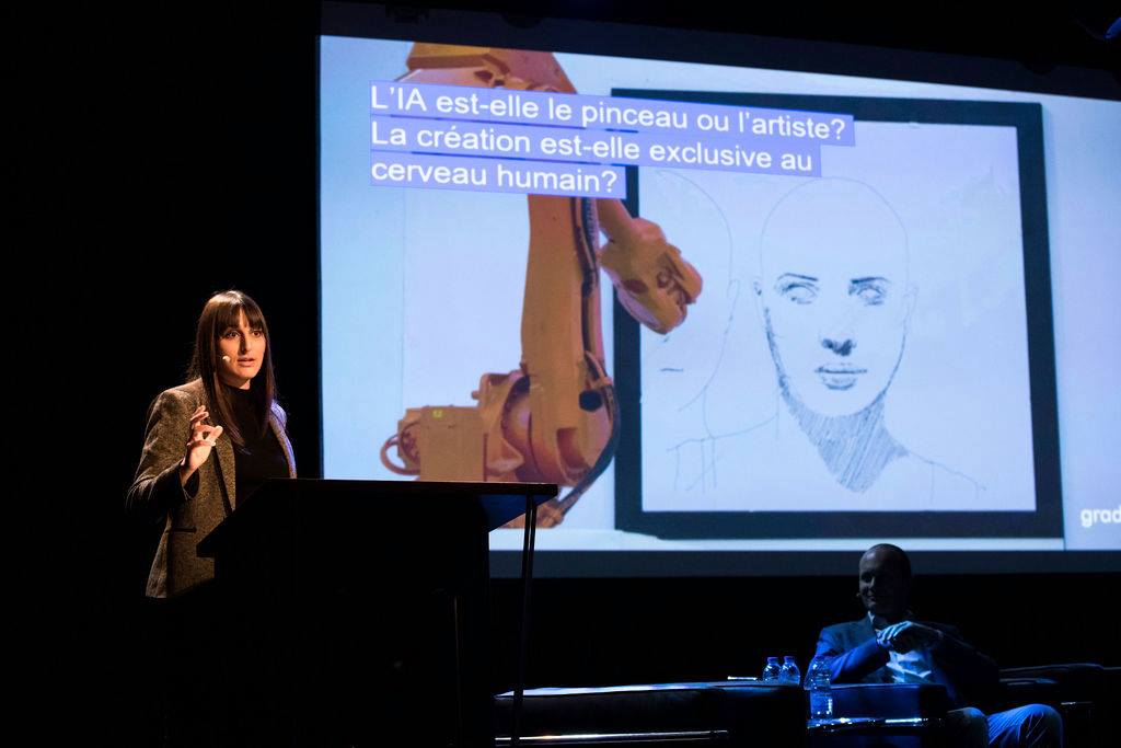 gradiant_ai's tweet photo. L'#IA est-elle le pinceau ou l'artiste? @data_marina de @gradiant_ai était à l'Apero @Bell, organisé en collaboration avec la @jccm_mtl, pour expliquer comment cette technologie peut transformer les industries créatives. https://t.co/kkFjqaGUsM